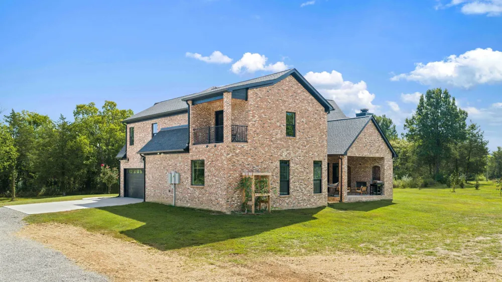 7312 Woodfin Rd Christiana, TN 37037