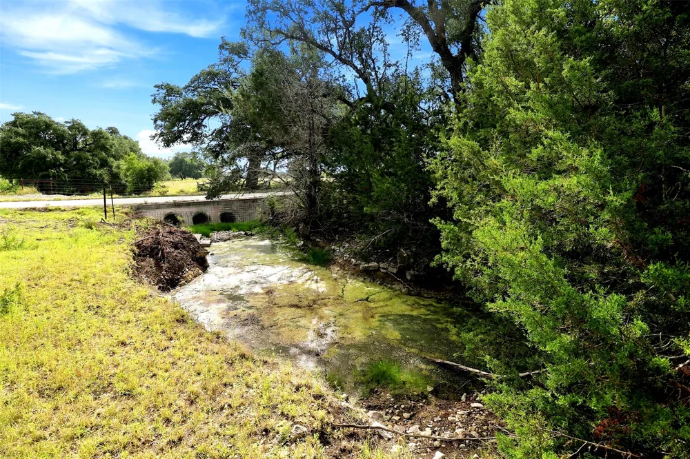 3560 County Road 236 Liberty Hill, TX 78642