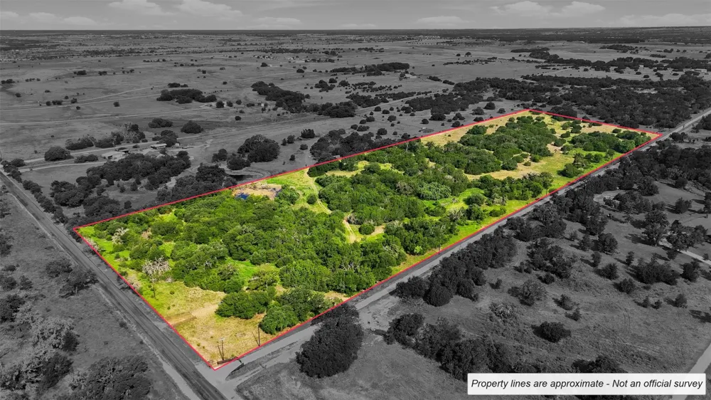 3560 County Road 236 Liberty Hill, TX 78642