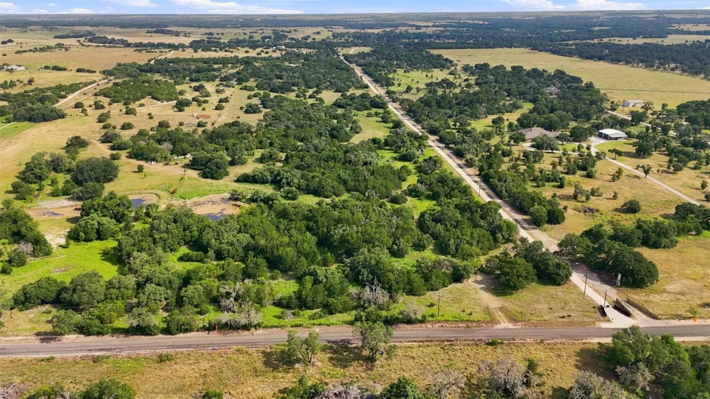 3560 County Road 236 Liberty Hill, TX 78642