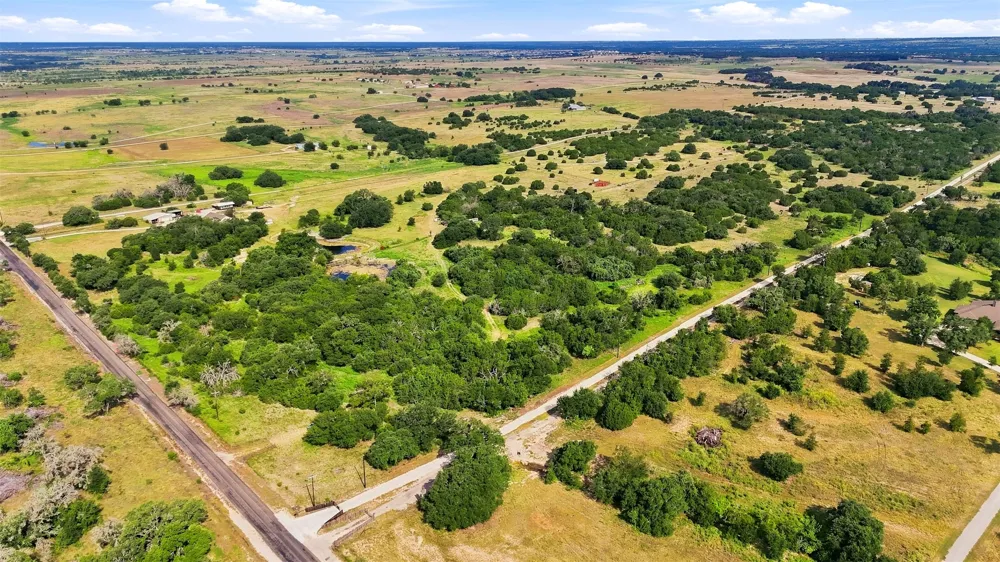 3560 County Road 236 Liberty Hill, TX 78642