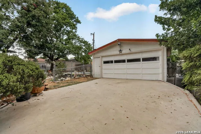 623 Channing Ave San Antonio, TX 78210