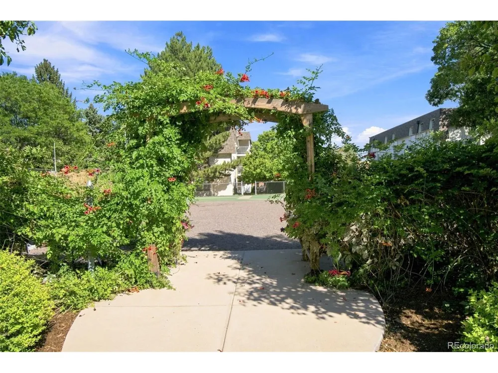 5770 E Warren Avenue #104 Denver, CO 80222