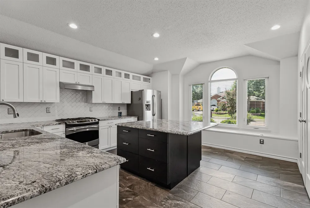 838 Oak Hollow Lane Rockwall, TX 75087