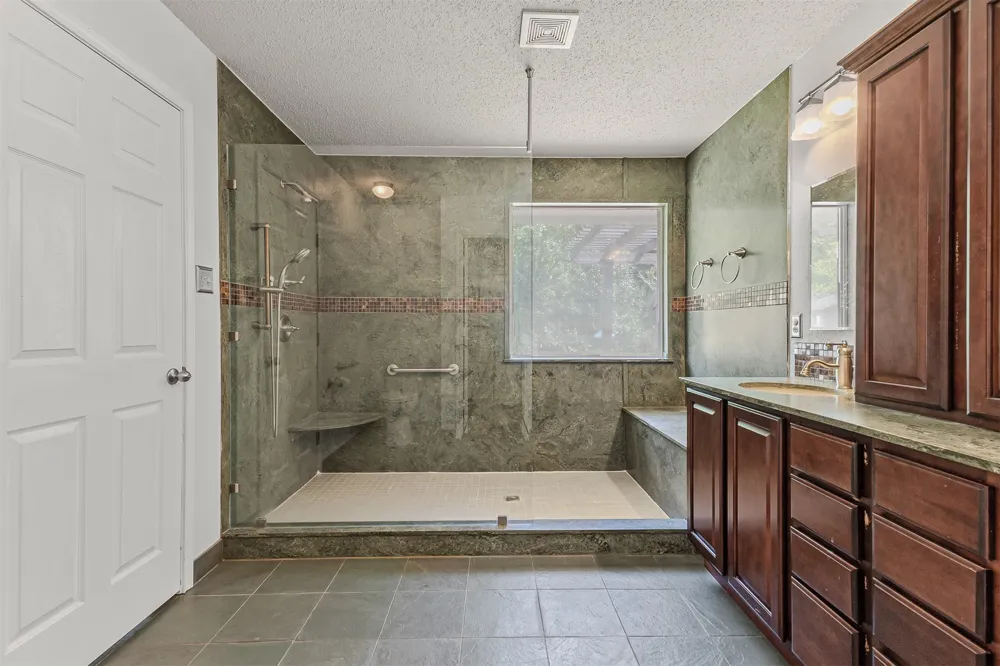 838 Oak Hollow Lane Rockwall, TX 75087