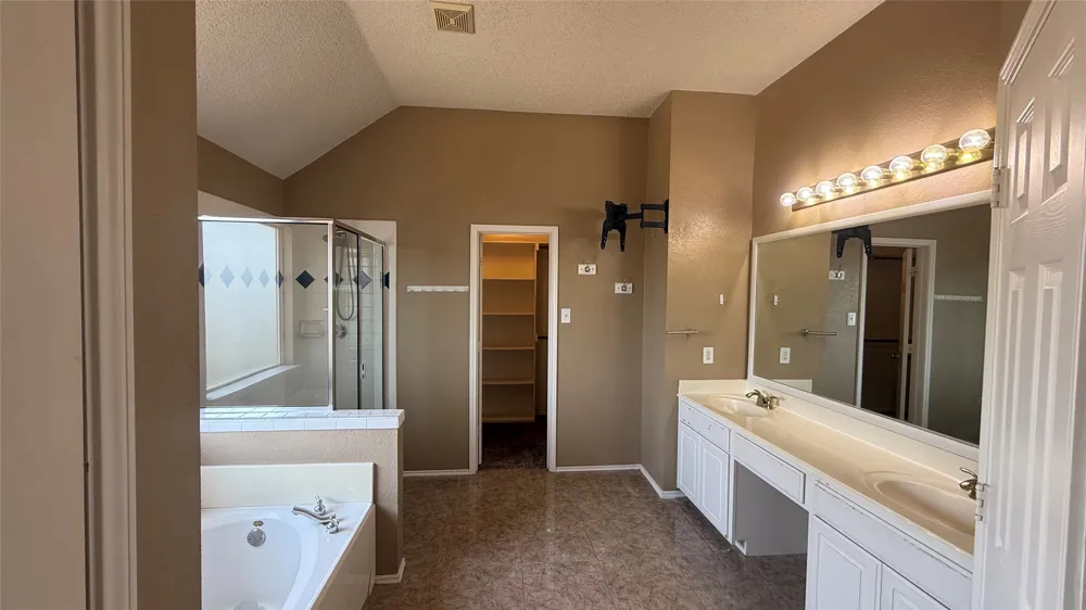 1433 Winterwood Drive Allen, TX 75002