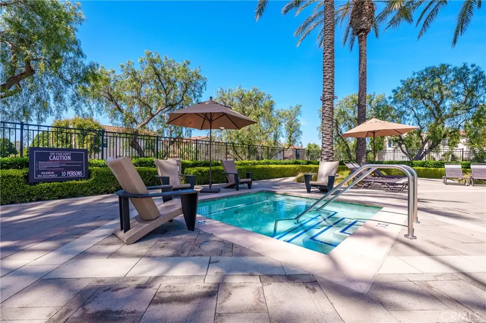 140 Talmadge Irvine, CA 92602