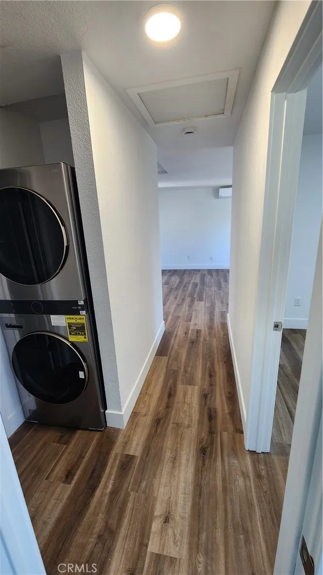 988 El Camino Drive #203 Costa Mesa, CA 92626