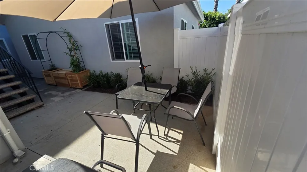 988 El Camino Drive #203 Costa Mesa, CA 92626