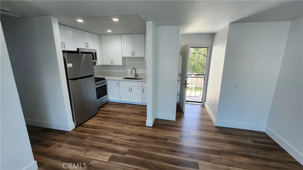 988 El Camino Drive #203 Costa Mesa, CA 92626