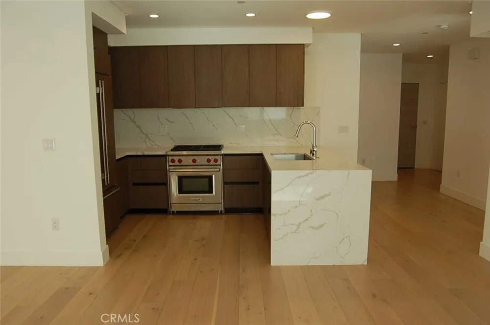 399 E Del Mar Boulevard #117 Pasadena, CA 91101