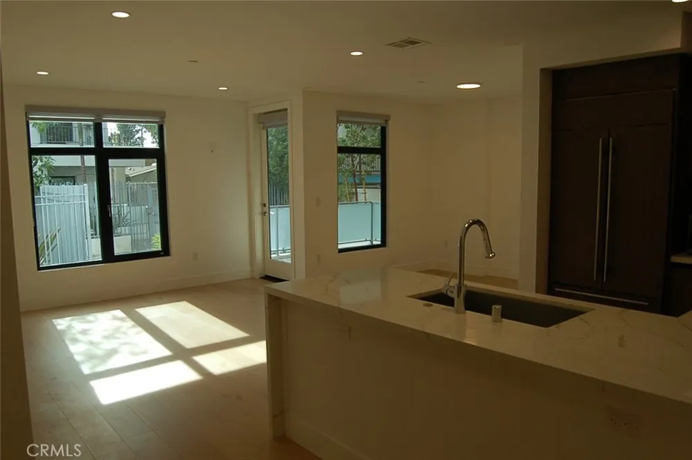 399 E Del Mar Boulevard #117 Pasadena, CA 91101