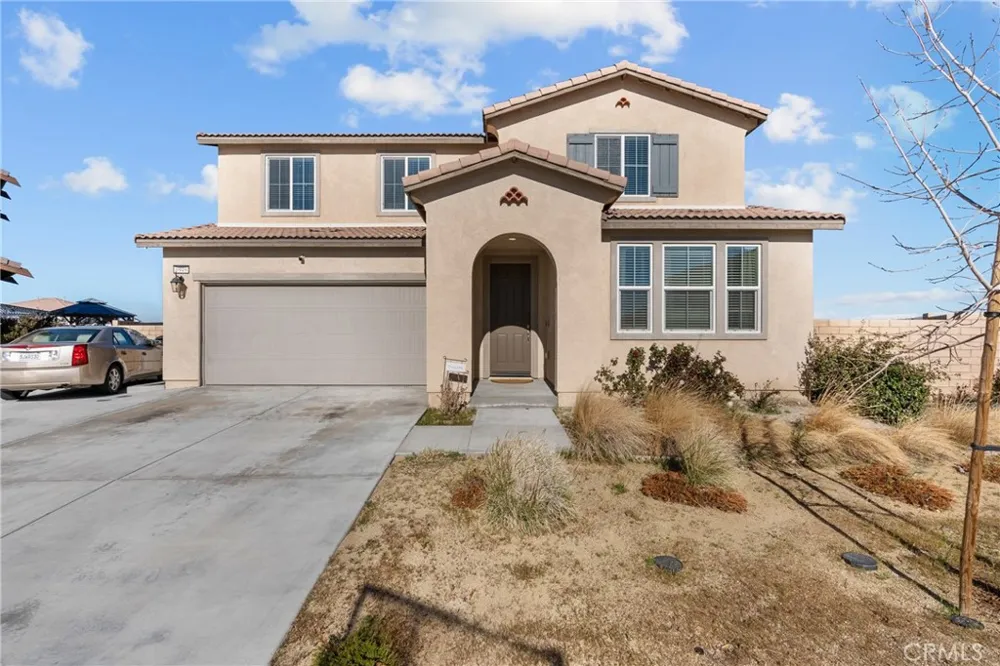 6949 Beale Palmdale, CA 93552