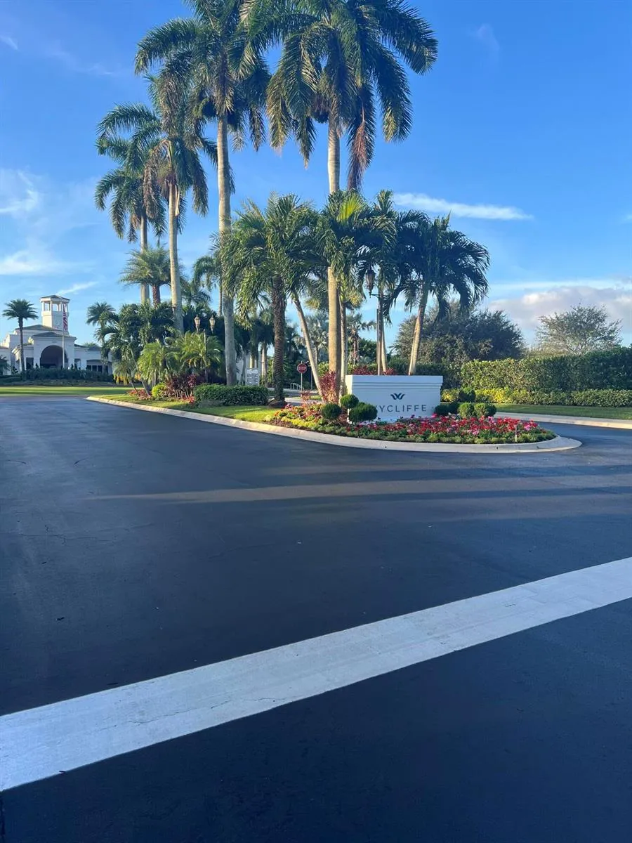 4194 IMPERIAL ISLE DRIVE Lake Worth, FL 33449