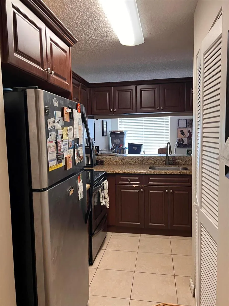 1103 Glenmoor Drive West Palm Beach, FL 33409