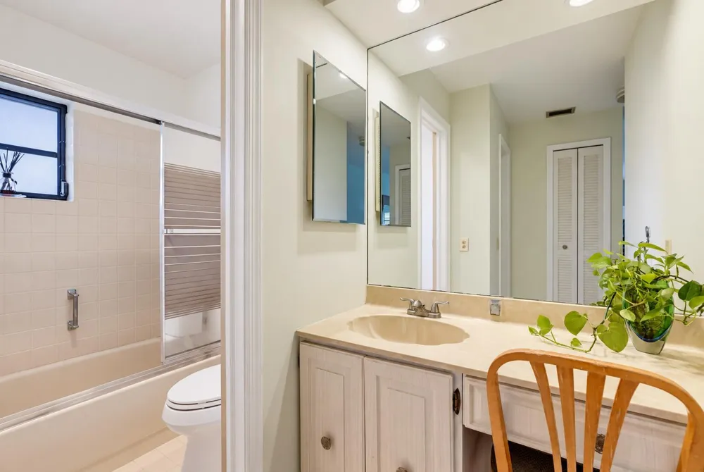 4696 Greentree Path #A Boynton Beach, FL 33436