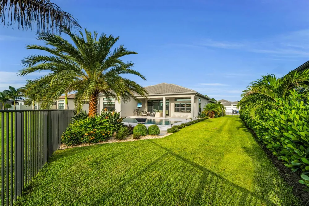 11411 APRICOT VALLEY DRIVE Boynton Beach, FL 33473