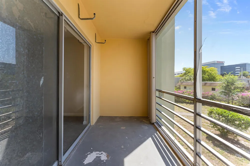 1638 EMBASSY DRIVE #208 West Palm Beach, FL 33401