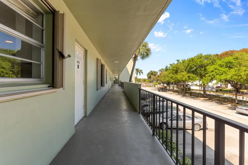 1638 EMBASSY DRIVE #208 West Palm Beach, FL 33401