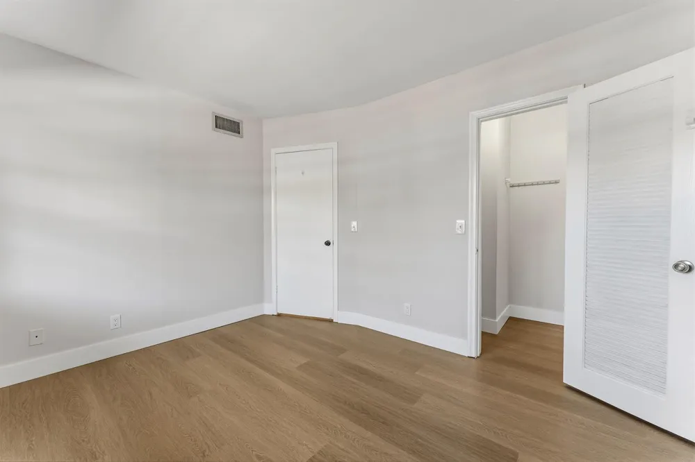 1638 EMBASSY DRIVE #208 West Palm Beach, FL 33401