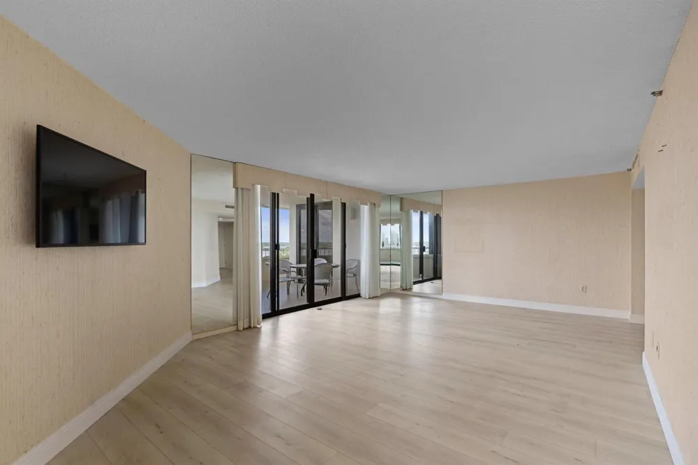 5080 OCEAN DRIVE #12C Singer Island, FL 33404