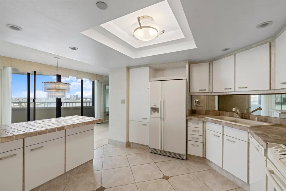 5080 OCEAN DRIVE #12C Singer Island, FL 33404