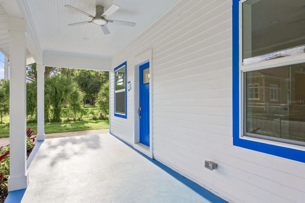 112 E MARTIN LUTHER KING JR DRIVE Tarpon Springs, FL 34689