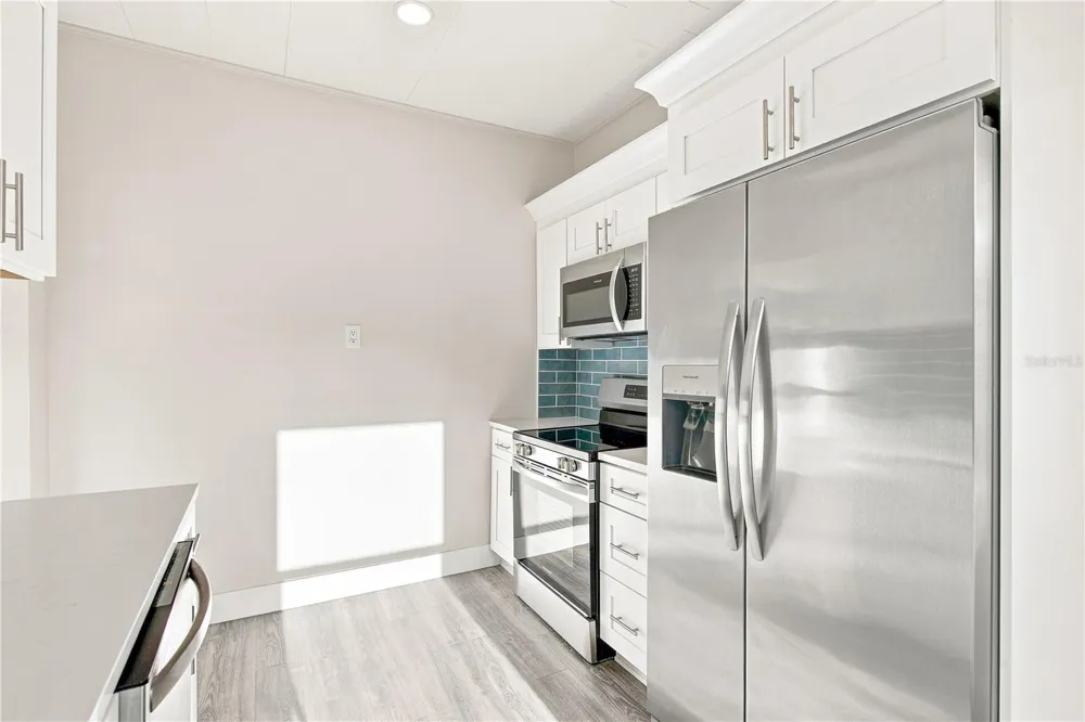 112 E MARTIN LUTHER KING JR DRIVE Tarpon Springs, FL 34689