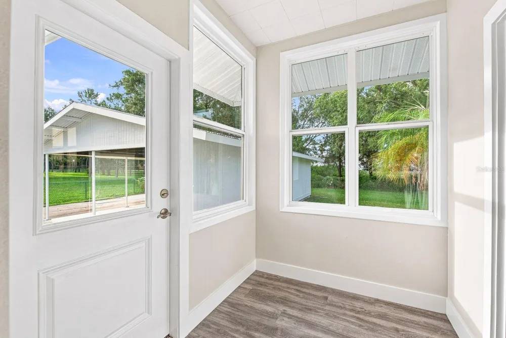112 E MARTIN LUTHER KING JR DRIVE Tarpon Springs, FL 34689