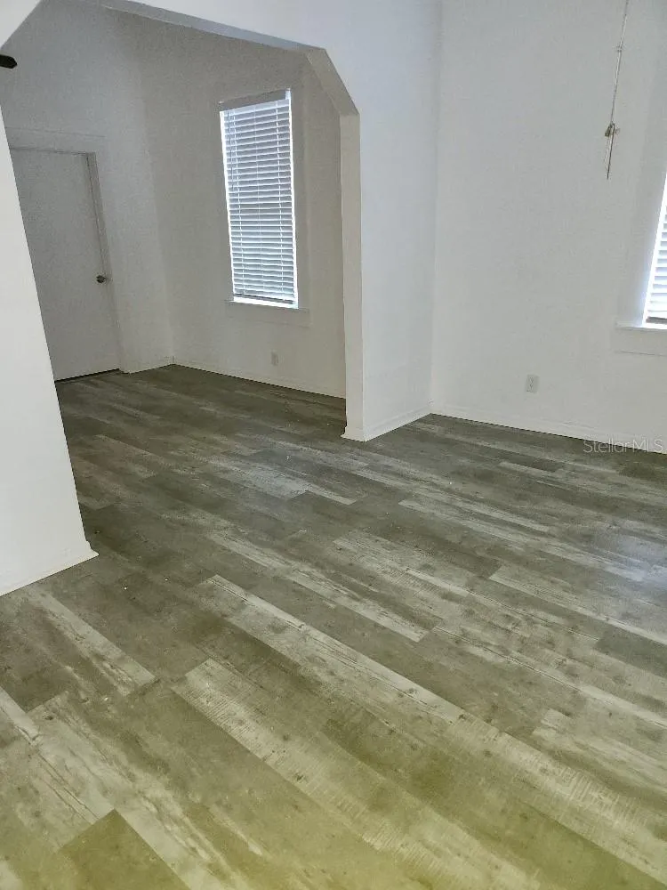 1203 E 15TH AVENUE Tampa, FL 33605