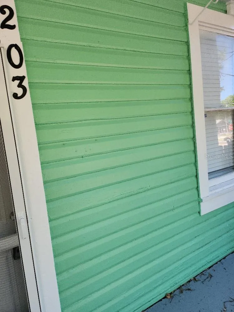 1203 E 15TH AVENUE Tampa, FL 33605