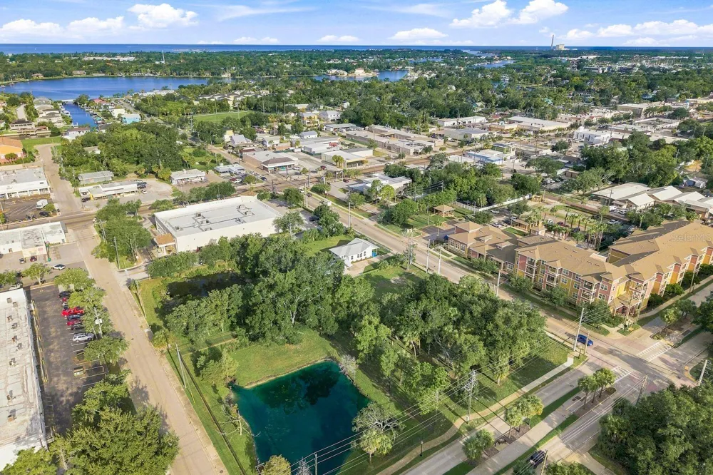 112 E MARTIN LUTHER KING JR DRIVE Tarpon Springs, FL 34689