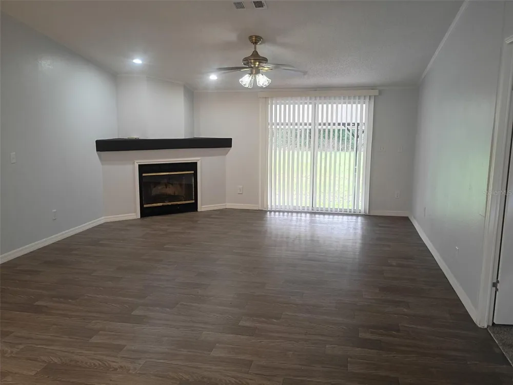 4120 LAUREL CREST DRIVE Mulberry, FL 33860