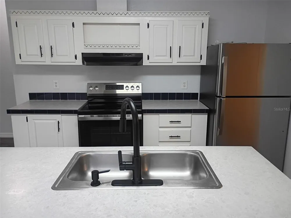 4120 LAUREL CREST DRIVE Mulberry, FL 33860