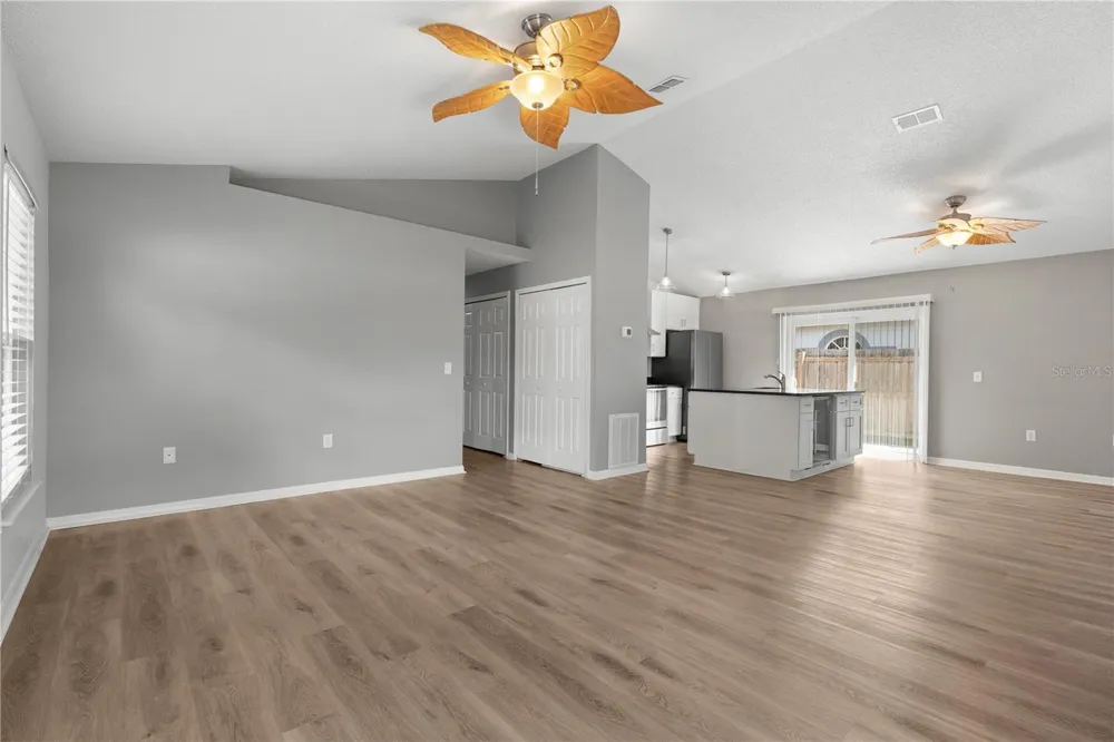 5549 NEW CAMBRIDGE ROAD Orlando, FL 32810