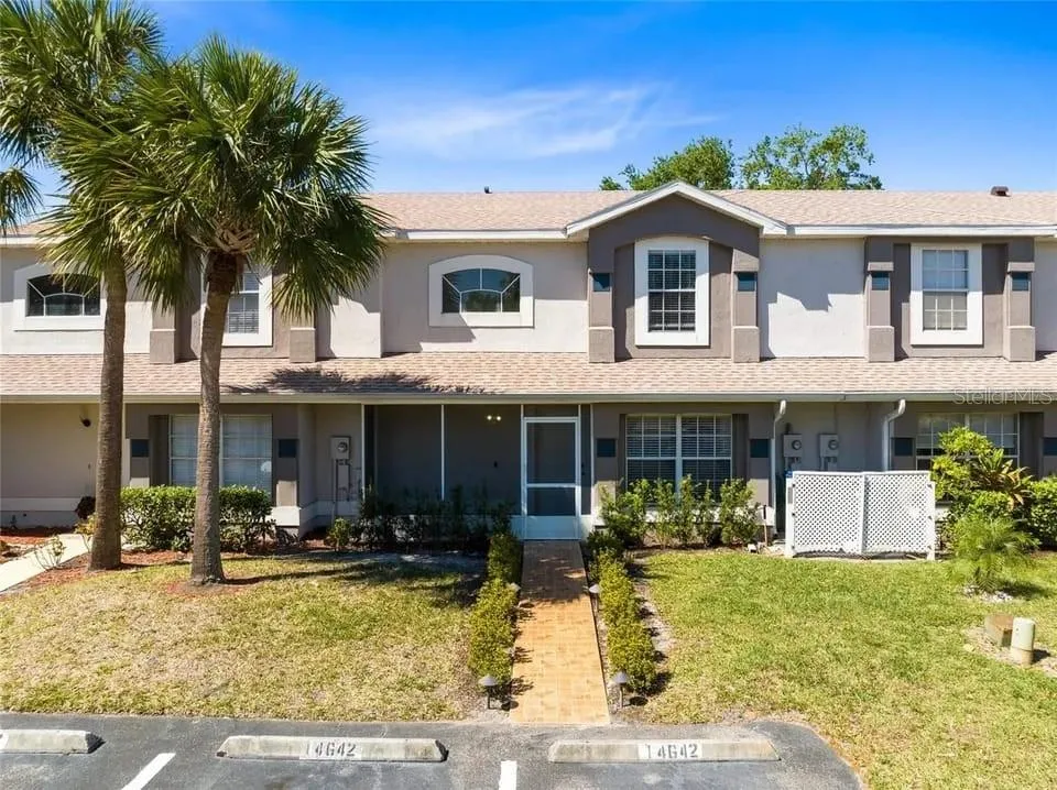 14642 LAGUNA BEACH CIRCLE Orlando, FL 32824