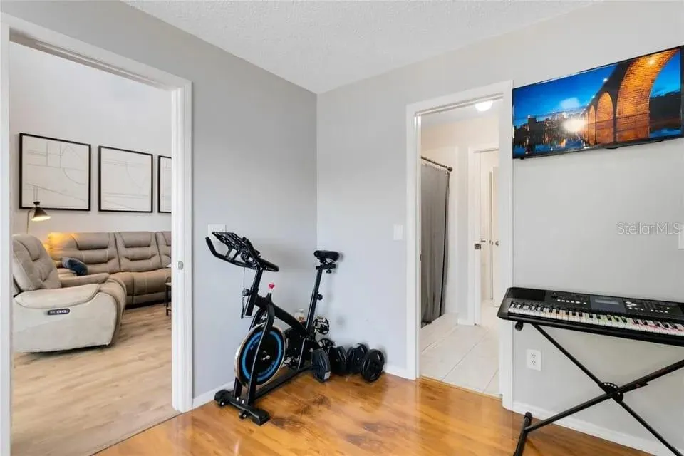 14642 LAGUNA BEACH CIRCLE Orlando, FL 32824