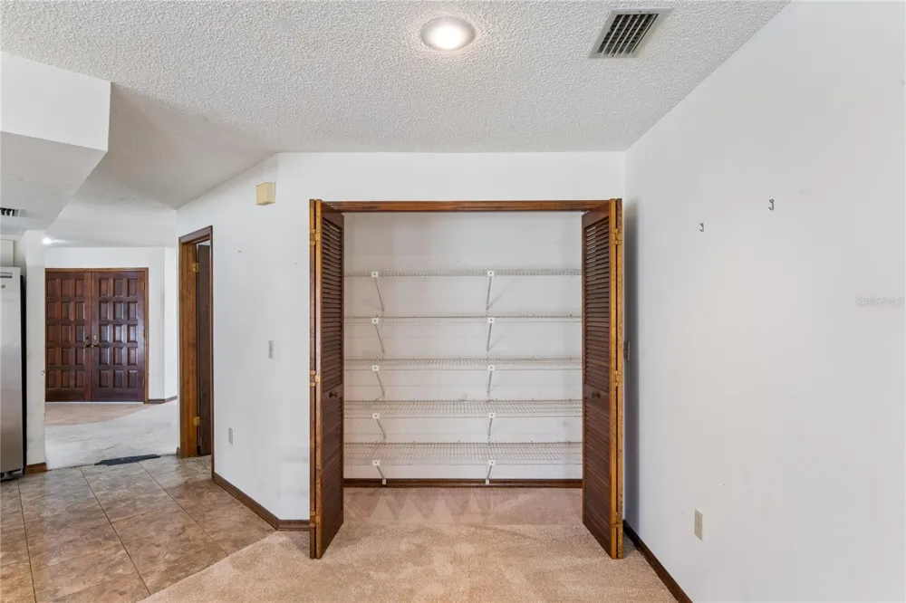 2715 LAUREL OAK DRIVE Plant City, FL 33566