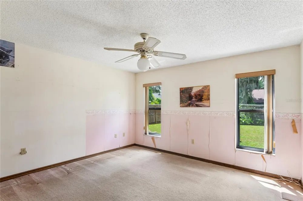2715 LAUREL OAK DRIVE Plant City, FL 33566