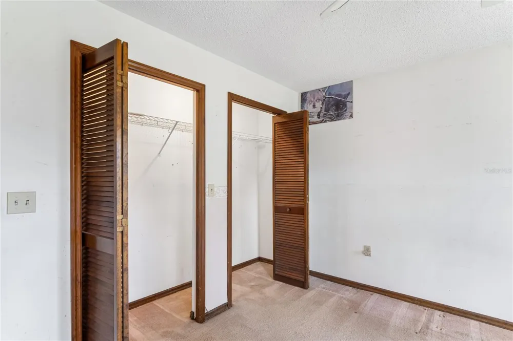 2715 LAUREL OAK DRIVE Plant City, FL 33566