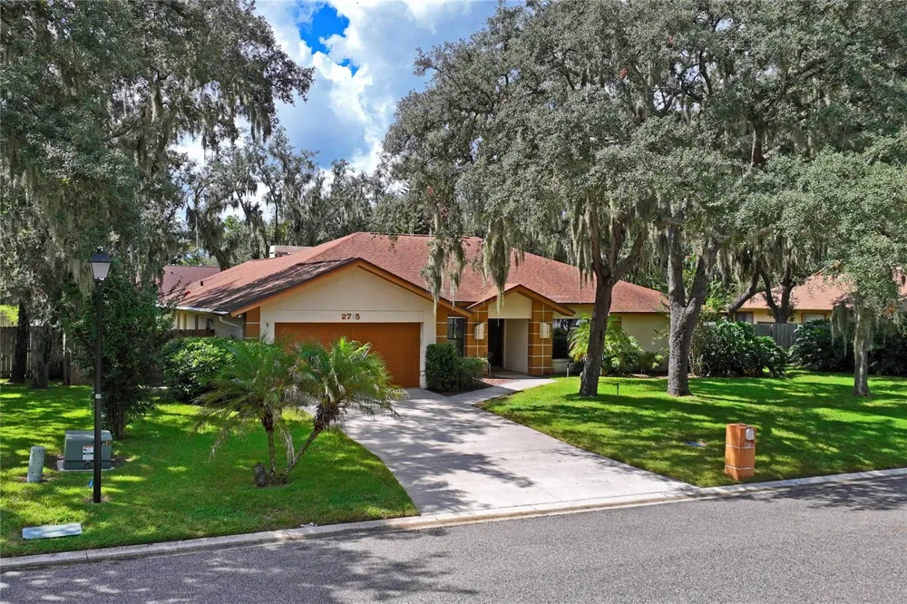 2715 LAUREL OAK DRIVE Plant City, FL 33566