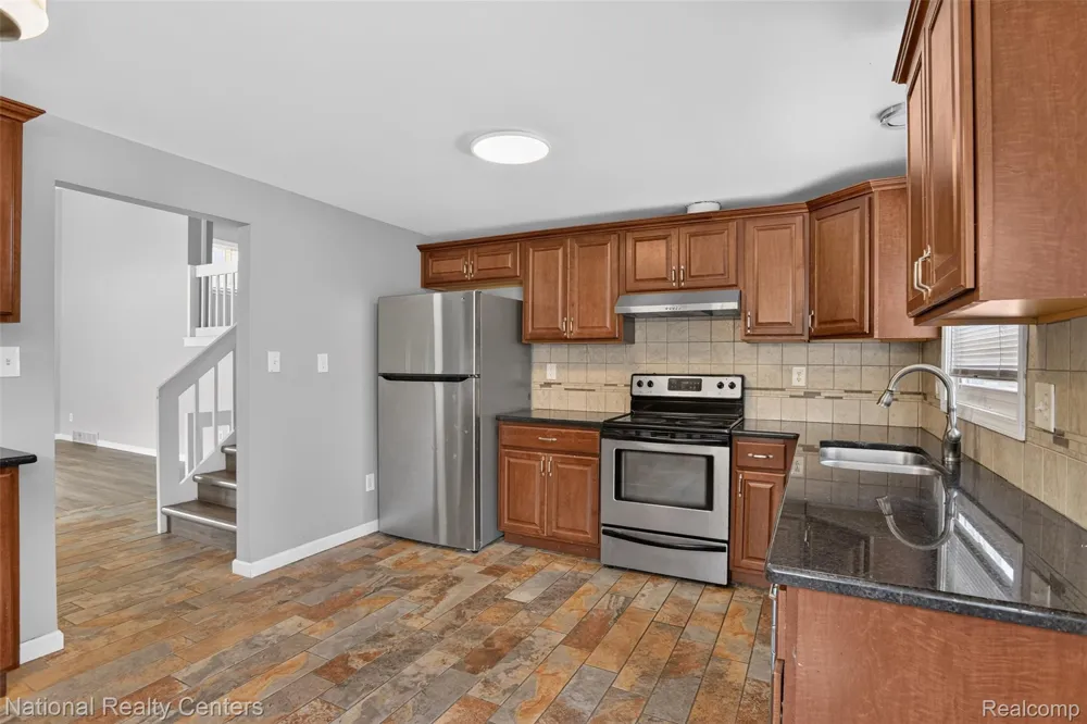 29648 HILLBROOK STREET Livonia City, MI 48152