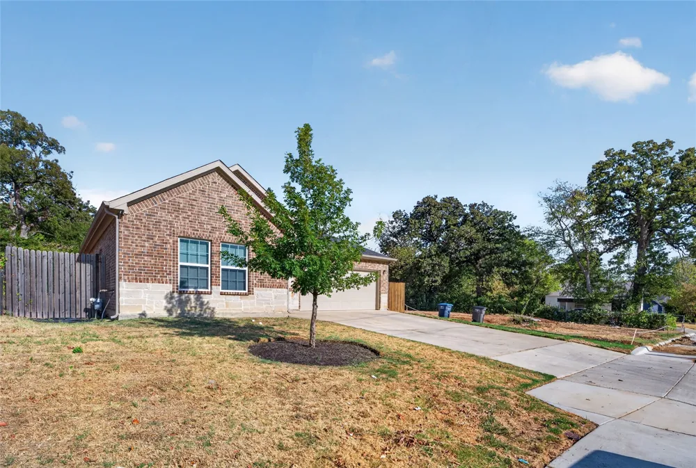2517 Donalee Street Fort Worth, TX 76105