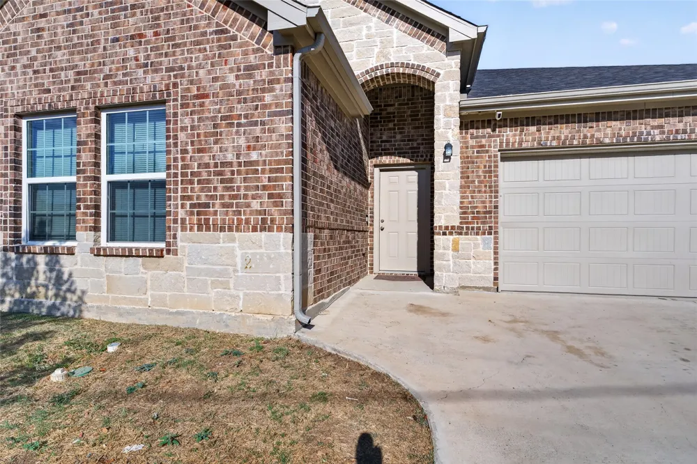 2517 Donalee Street Fort Worth, TX 76105
