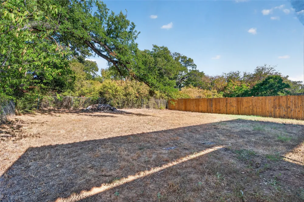 2517 Donalee Street Fort Worth, TX 76105