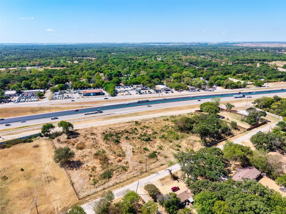 999 Silver Falls Boulevard Dallas, TX 75217
