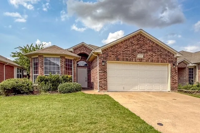 3805 Brandywine Lane Fort Worth, TX 76244