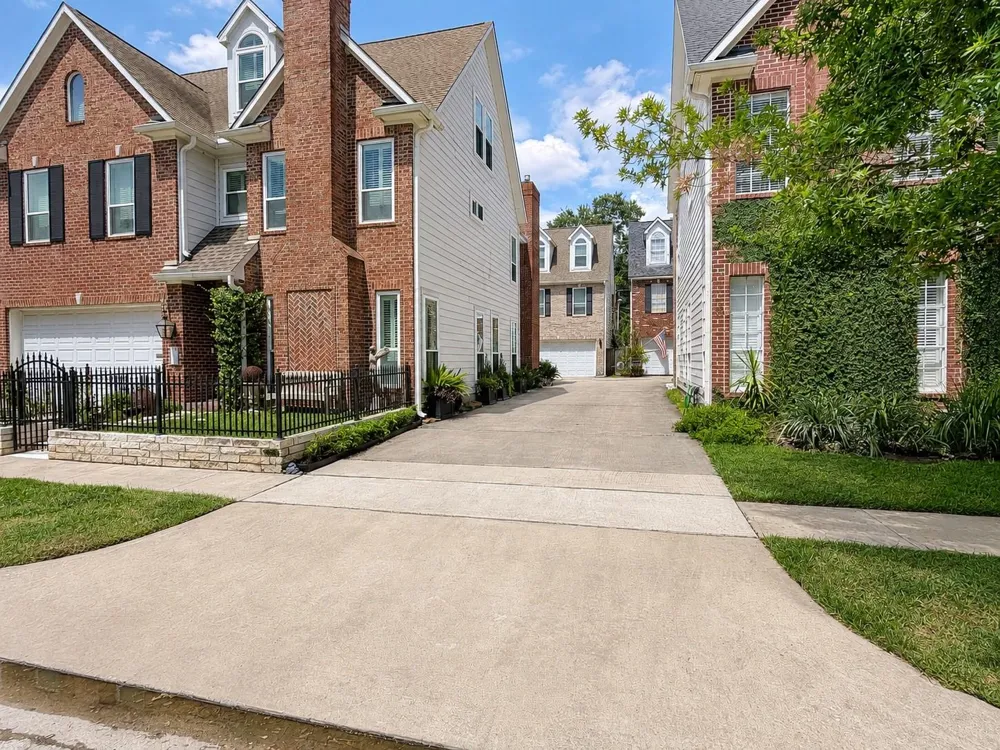 1740 Colquitt Street #B Houston, TX 77098