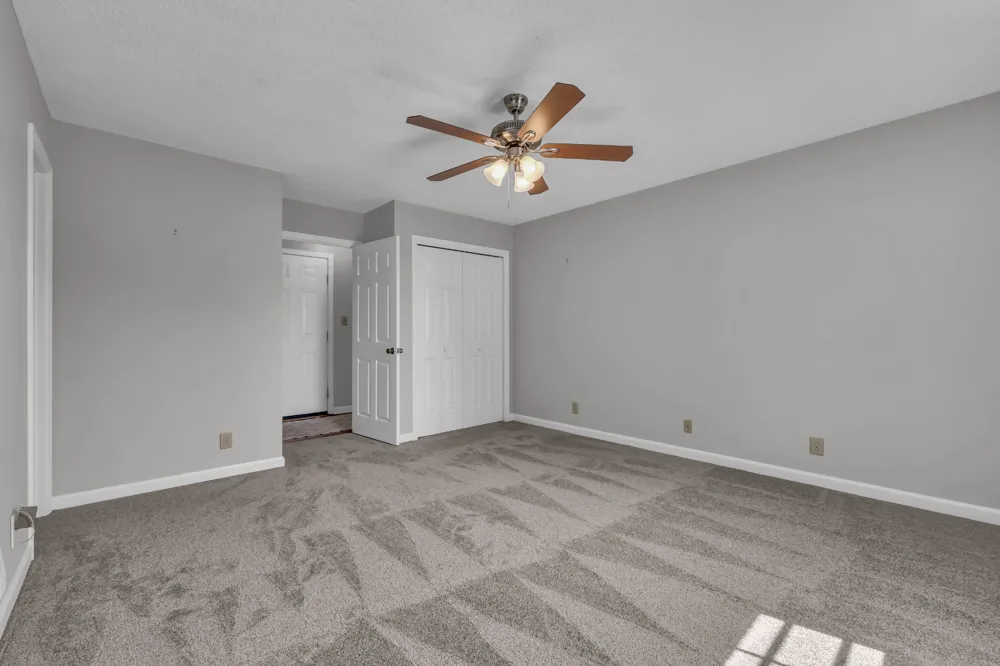 1818 Memorial Dr #21 Clarksville, TN 37043