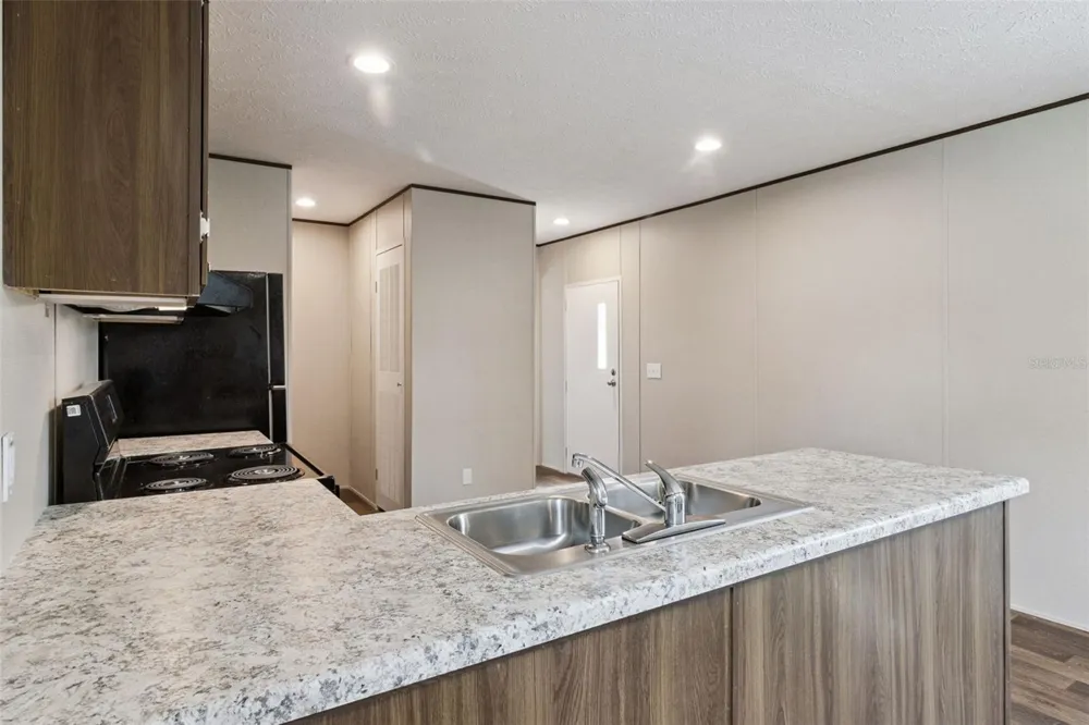 80 AMERICAN WAY Frostproof, FL 33843